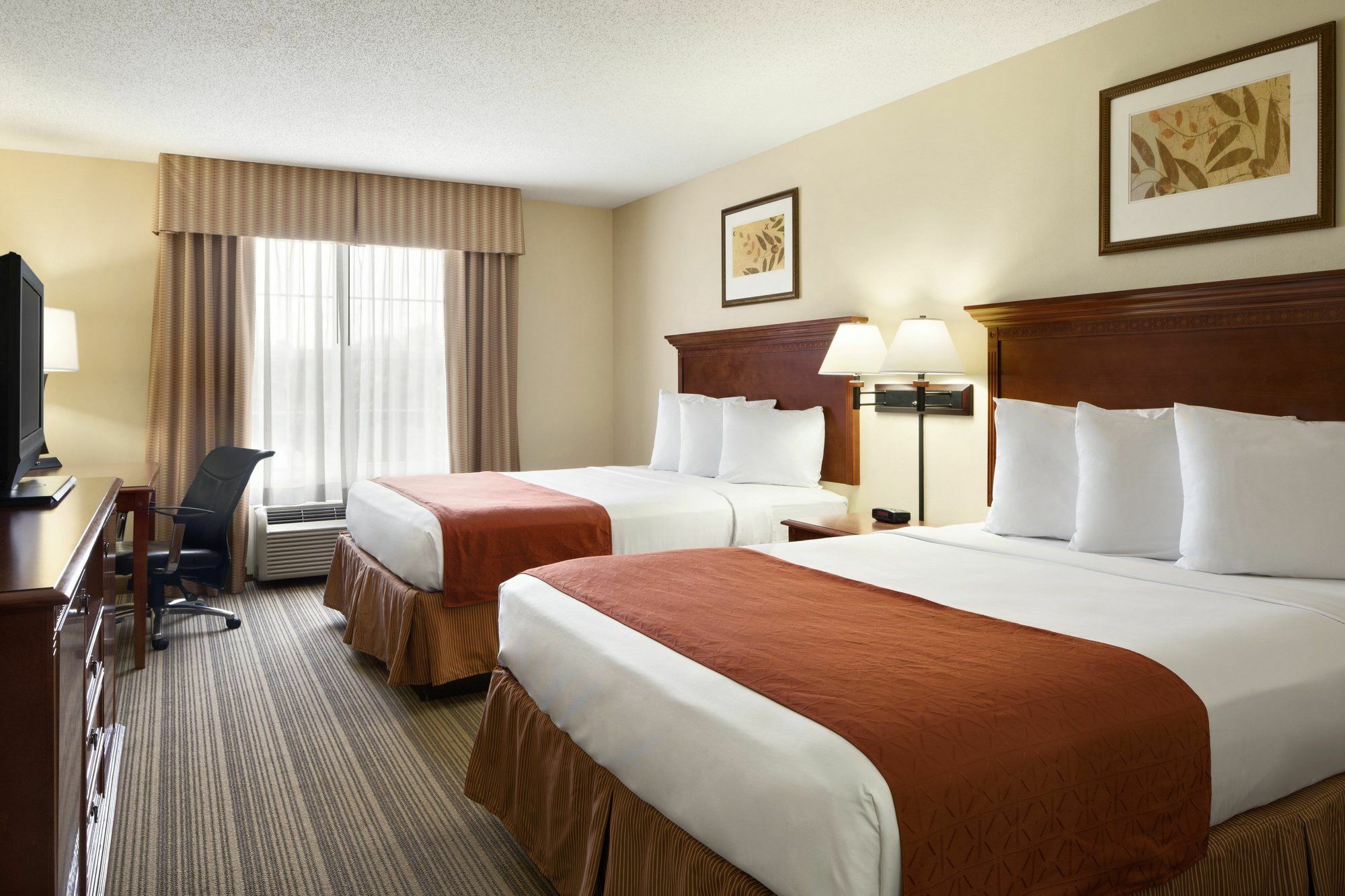 Country & By Radisson, Baltimore North, Md 3*